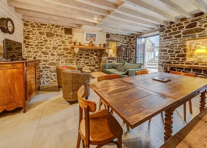 Minihic - Belle Maison 3 Chambres- Proche Mer