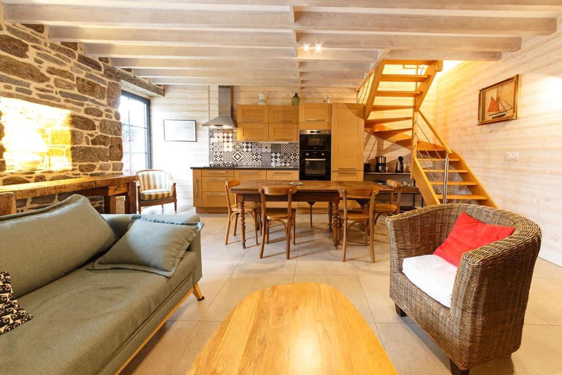 Hébergement de vacances Minihic - Belle Maison 3 Chambres- Proche